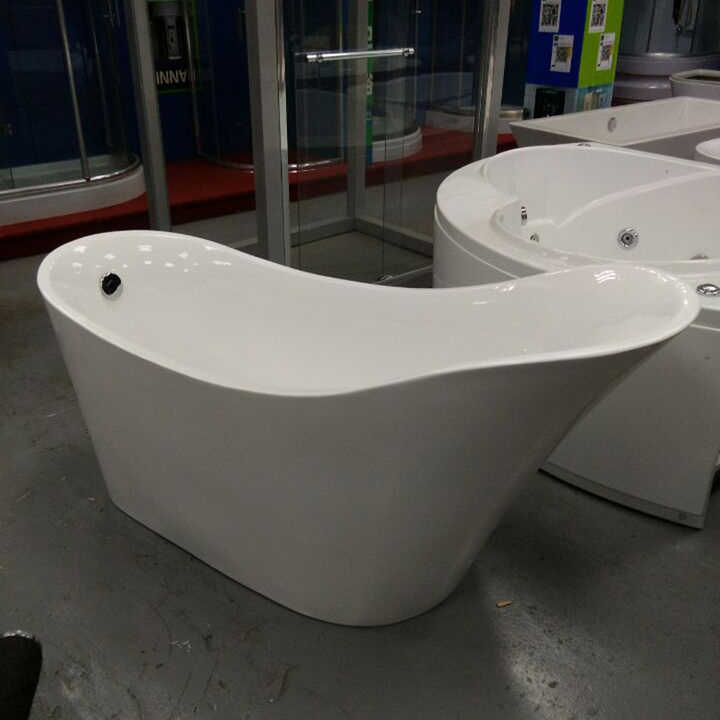 67" Freestanding Tub in White CM-5005