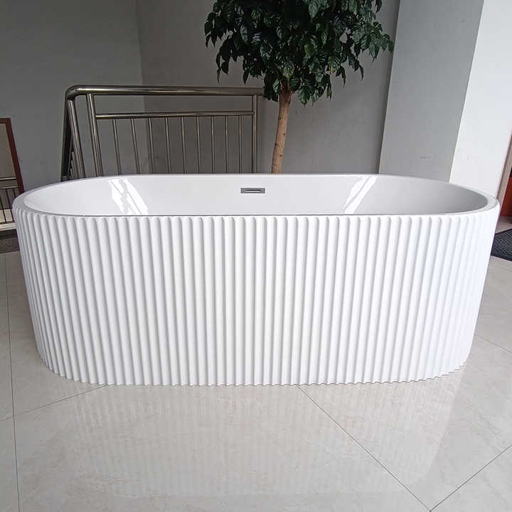 60" Freestanding Tub in White  CM-7310